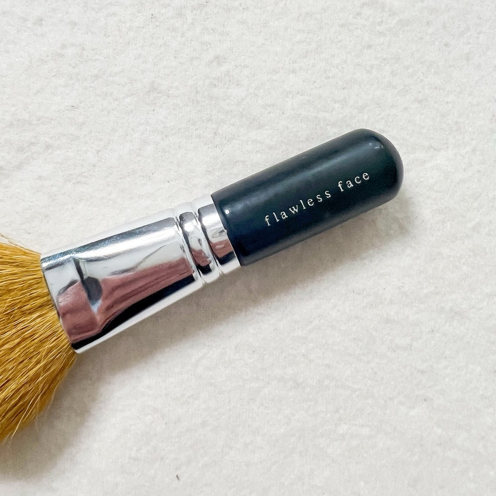 bareMinerals Full Coverage Kabuki Flawless Face Max Concealer Brush Set 3pc - Picture 8 of 16